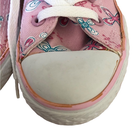 Girls Converse All Stars - Picture 9 of 9